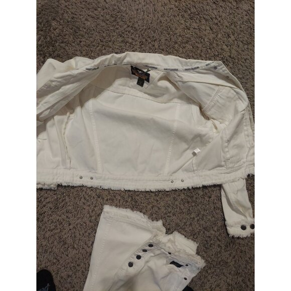 Official Harley Davidson Women's Jacket And Jeans White Fringe Size8 Motorcycle - Picture 16 of 16